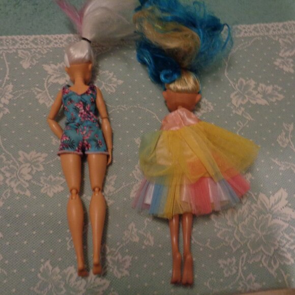WILD HEARTS CREW DOLL RALEE RADMOR & BIG EYED BLUE HAIRED DOLL LOT - Picture 5 of 7
